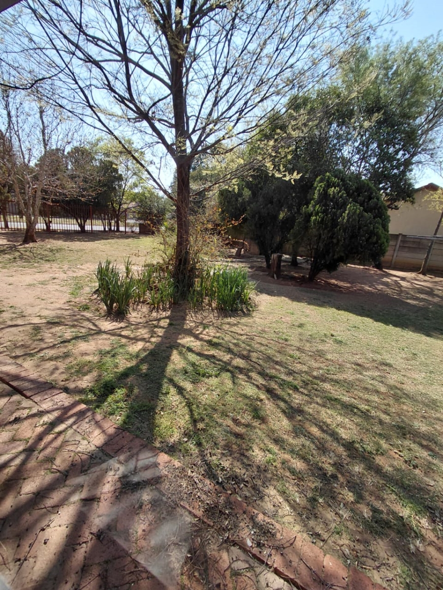 To Let 4 Bedroom Property for Rent in Universitas Free State